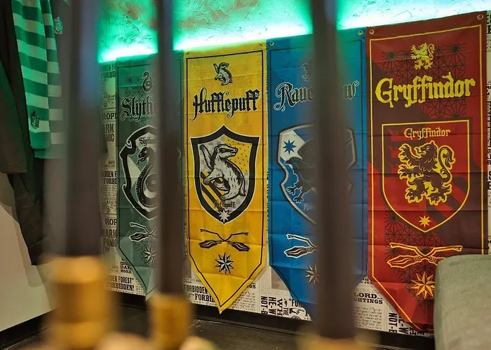 Apartment Chez Potter Escape Game, Secret Room, Ps5 Garage, Insolites